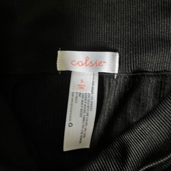 Colsie Ribbed Shorts - Picture 3 of 3